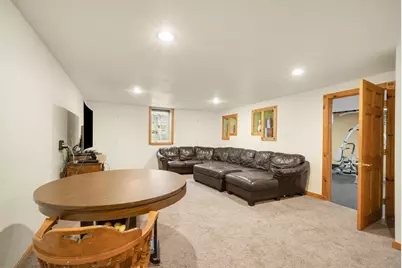149  Hickory Dr, Delafield, WI 53018 - Photo 28