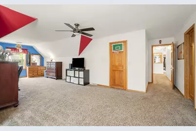 149  Hickory Dr, Delafield, WI 53018 - Photo 22