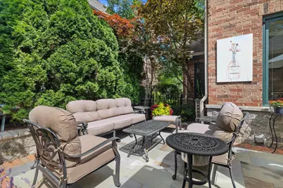 1421 N Humboldt Ave, Milwaukee, WI 53202 - Photo 18