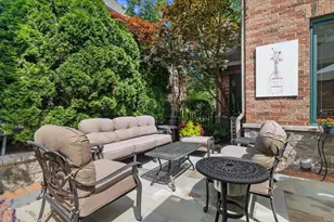 1421 N Humboldt Ave, Milwaukee, WI 53202 - Photo 18