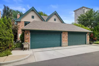 1421 N Humboldt Ave, Milwaukee, WI 53202 - Photo 42