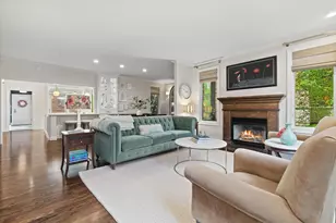1421 N Humboldt Ave, Milwaukee, WI 53202 - Photo 6
