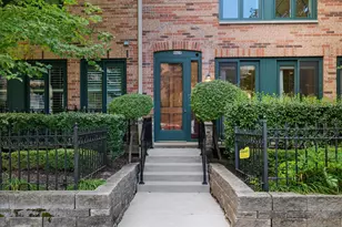 1421 N Humboldt Ave, Milwaukee, WI 53202 - Photo 40