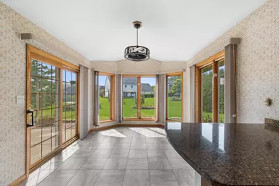 6871 S Dory Dr, Franklin, WI 53132 - Photo 10