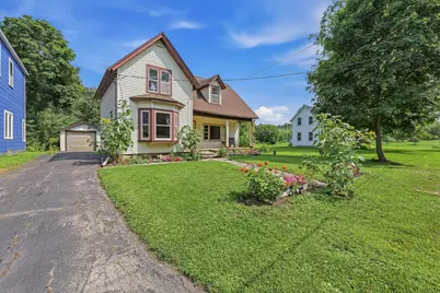 W379N8324  Mill St, Lac La Belle, WI 53066 - Photo 2