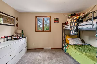 N8W27232  Woodridge Ln, Pewaukee, WI 53188 - Photo 26