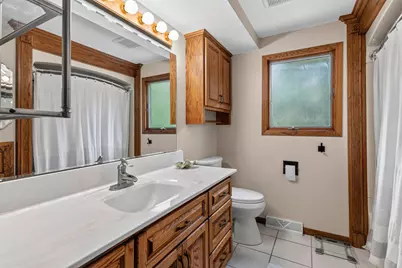 N8W27232  Woodridge Ln, Pewaukee, WI 53188 - Photo 24