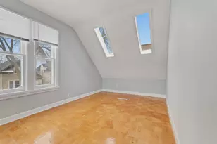 1125 E Clarke St, Milwaukee, WI 53212 - Photo 18