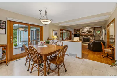 452  Willsher Dr, Fond du Lac, WI 54935 - Photo 8