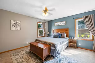 8020 S 68th St, Franklin, WI 53132 - Photo 12