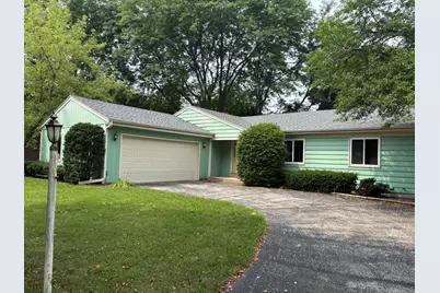 2234  Yvonne St, Waukesha, WI 53188 - Photo 2