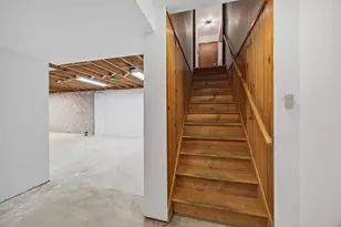 2234 Yvonne St, Waukesha, WI 53188 - Photo 38