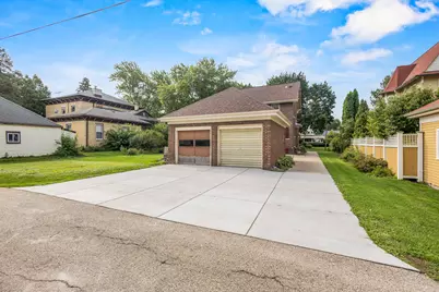 902  Clyman St, Watertown, WI 53094 - Photo 48
