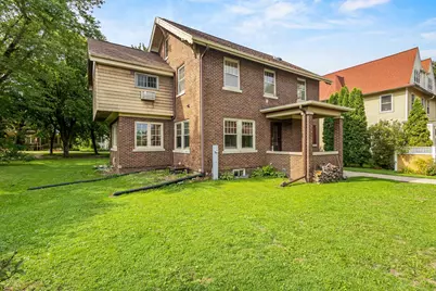 902  Clyman St, Watertown, WI 53094 - Photo 44