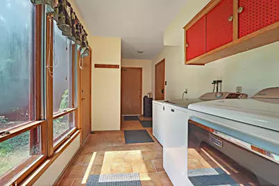7101  Brook Rd, Racine, WI 53126 - Photo 22