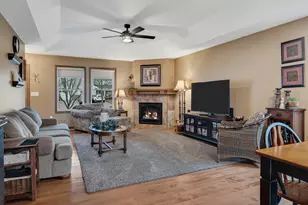 264 Crestwood Ln, Onalaska, WI 54650 - Photo 6