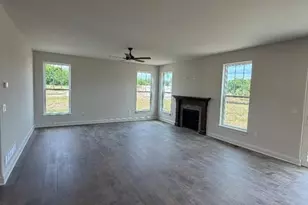 490 Talbots Woods Dr, Dousman, WI 53118 - Photo 4