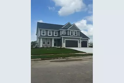 490  Talbots Woods Dr, Dousman, WI 53118 - Photo 1