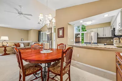 9079  Westlake Dr, Greendale, WI 53129 - Photo 12
