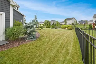 N61W13722 Weyer Farm Dr, Menomonee Falls, WI 53051 - Photo 38