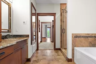 1322 Sunset Ct, La Crosse, WI 54601 - Photo 20