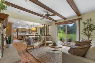 W265N6553 Beacon Hills Cir, Lisbon, WI 53089 - Photo 6