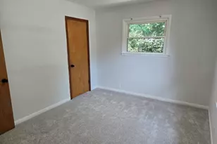 1425 S Rock Pl, New Berlin, WI 53151 - Photo 18