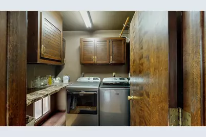 713  Charles St, Fort Atkinson, WI 53538 - Photo 20