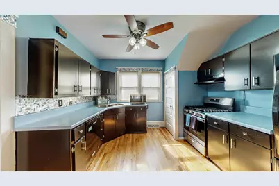 713  Charles St, Fort Atkinson, WI 53538 - Photo 12
