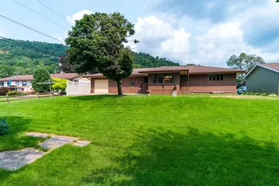 2034  32nd St, La Crosse, WI 54601 - Photo 6