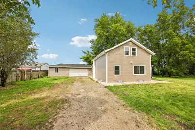 W6146  State Line Rd, Walworth, WI 53184 - Photo 4