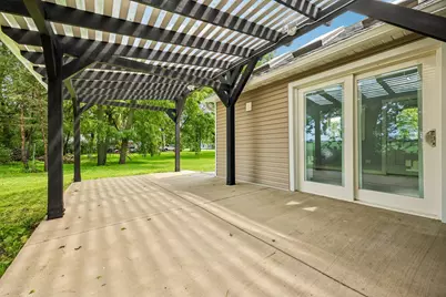 W6146  State Line Rd, Walworth, WI 53184 - Photo 8