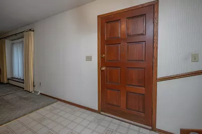 9123 S 35th St, Franklin, WI 53132 - Photo 6