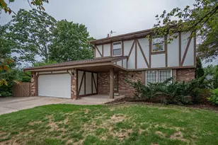 9123 S 35th St, Franklin, WI 53132 - Photo 4