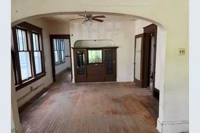 3223 N 40th St, Milwaukee, WI 53216 - Photo 2