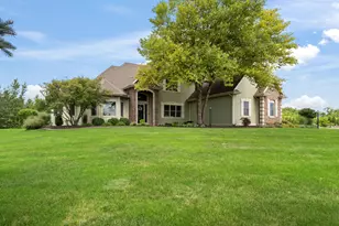 1960 Trillium Trail, Cedarburg, WI 53024 - Photo 52