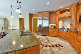 11971 24th Ct, Pleasant Prairie, WI 53158 - Photo 4