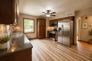 3124 S 40th St, Milwaukee, WI 53215 - Photo 4
