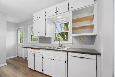 705  Oak St, South Milwaukee, WI 53172 - Photo 14