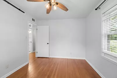 705  Oak St, South Milwaukee, WI 53172 - Photo 22