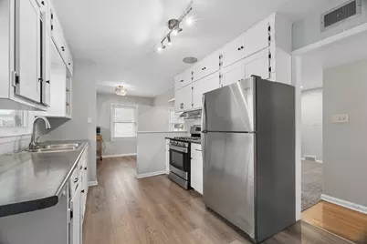 705  Oak St, South Milwaukee, WI 53172 - Photo 12