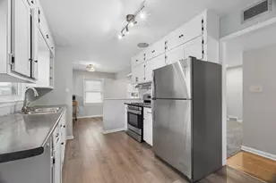 705 Oak St, South Milwaukee, WI 53172 - Photo 12