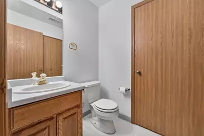 5533  Cambridge Ln #1, Racine, WI 53406 - Photo 10