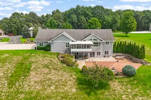 W1967 Mystic Ct, Ixonia, WI 53036 - Photo 42