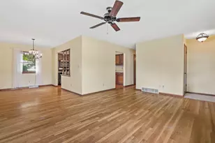 1651 1st Ave, Grafton, WI 53024 - Photo 4