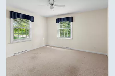 302  Fenway Ter, Manitowoc, WI 54220 - Photo 12