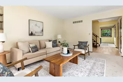 S64W12622  Tennyson Ln, Muskego, WI 53150 - Photo 6