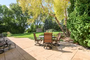 9738 W Barnard Ave, Greenfield, WI 53228 - Photo 32