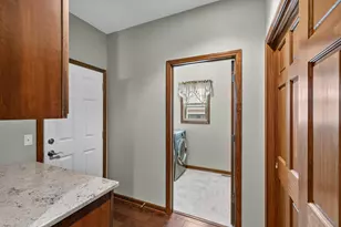 9315 Hollyhock Ln, Racine, WI 53406 - Photo 16