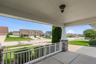 9315 Hollyhock Ln, Racine, WI 53406 - Photo 4